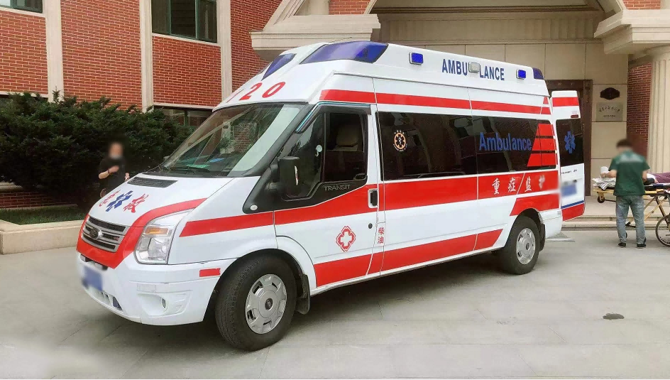 阜城县重症监护救护车